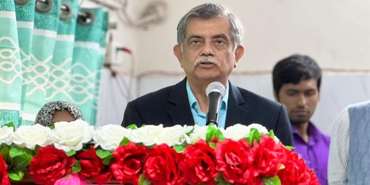 সমাজে শিক্ষকের মর্যাদা সর্বোচ্চ : শিক্ষা উপদেষ্টা