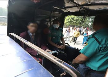 ধানমন্ডি ৩২ নম্বর থেকে ছাত্রলীগ সন্দেহে শিক্ষার্থী আটক