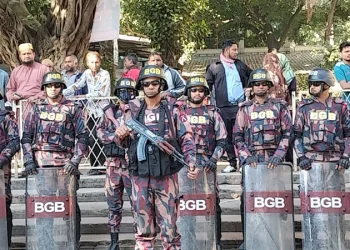 শেখ হাসিনার দুর্নীতি মামলার রায়কে ঘিরে আদালতে বিজিবি মোতায়েন