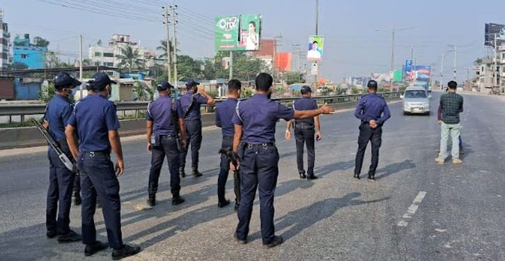 সাভারের তিন থানায় আ.লীগের ৪২ নেতাকর্মী গ্রেপ্তার