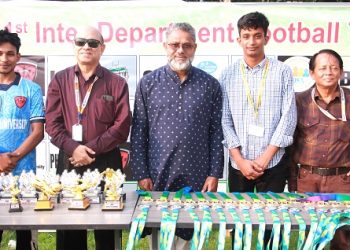 ইস্টার্ন ইউনিভার্সিটির আন্তঃবিভাগ ফুটবল টুর্নামেন্টে বিজয়ী ব্যবসায় প্রশাসন বিভাগ (বিবিএ)