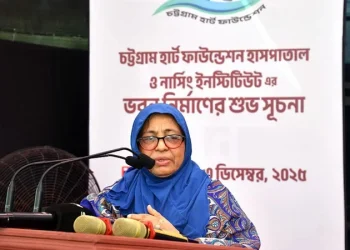 রোগ প্রতিরোধে চিকিৎসার চেয়ে সচেতনতা বৃদ্ধির লক্ষ্যে কাজ করতে হবে : স্বাস্থ্য উপদেষ্টা