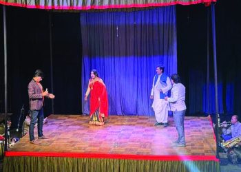 শিল্পকলায় শুরু হলো মাসব্যাপী যাত্রাপালা প্রদর্শনী