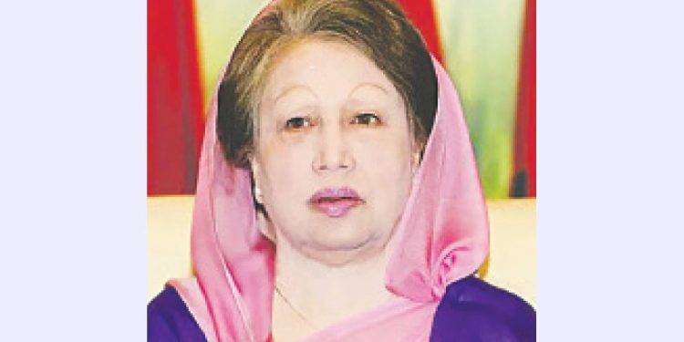 খালেদা জিয়া সংকটাপন্ন,উদ্বেগ উৎকণ্ঠা প্রার্থনা