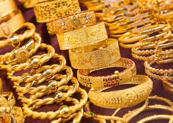 আজ কত দামে বিক্রি হচ্ছে স্বর্ণ?