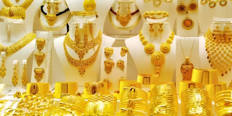 আজ কত টাকা ভরিতে বিক্রি হচ্ছে সোনা?