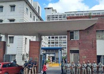 সচিবালয়ে আন্দোলন: ১৪ কর্মকর্তা–কর্মচারীর বিরুদ্ধে সন্ত্রাসবিরোধী