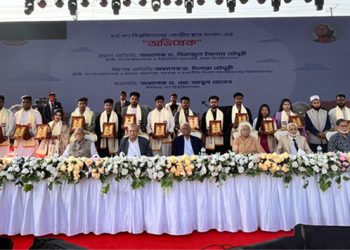 অভিষেকের সম্মাননা বর্জন করলেন গকসু নেতা