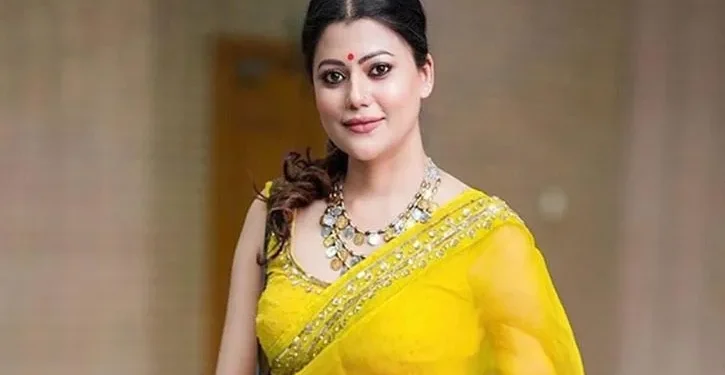 বছর শেষে তানজিকার জোড়া ফিল্ম