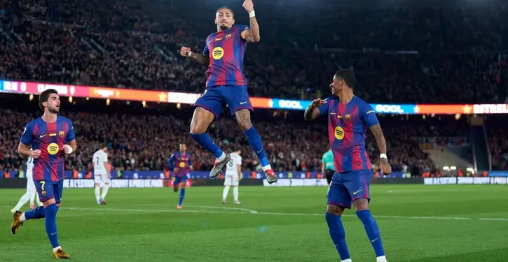 রাফিনিয়ার রকেট শো: ওসাসুনাকে উড়িয়ে ব্যবধান বাড়ালো বার্সা