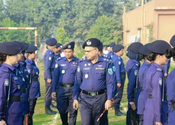 কুড়িগ্রামে পুলিশের মাস্টার প্যারেড ও আইনশৃঙ্খলা পর্যালোচনা সভা