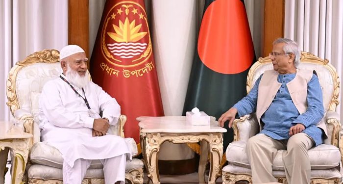 জামায়াতে ইসলামী প্রতিনিধি দলের সঙ্গে প্রধান উপদেষ্টার বৈঠক