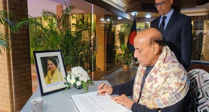 দিল্লি-ঢাকা সম্পর্ক উন্নয়নে খালেদা জিয়ার অবদান স্মরণীয় : রাজনাথ সিং