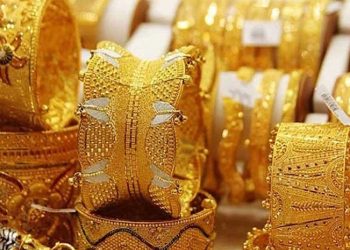 টানা তৃতীয় দফায় কমল সোনার দাম, শুক্রবার থেকে কার্যকর