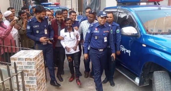 ধর্ষণ ও নির্যাতনের মামলায় হিরো আলম গ্রেপ্তার
