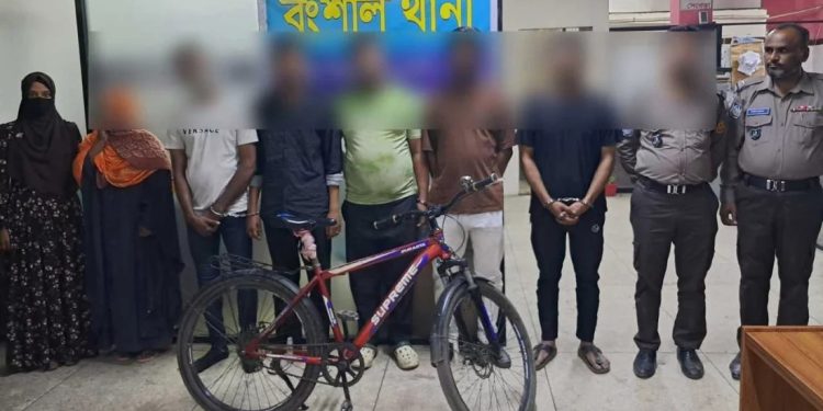 ১০৫ টি চোরাই বাইসাইকেলসহ গ্রেপ্তার ৬