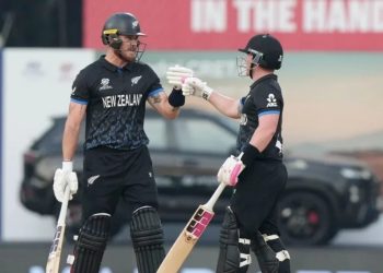 সেইফার্ট-অ্যালেন জুটিতে রেকর্ড, ১০ উইকেটে জিতল কিউইরা