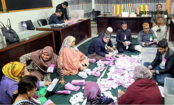 বগুড়া-৬ আসনে ৮ কেন্দ্রে বড় ব্যবধানে এগিয়ে তারেক রহমান