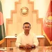 ছুটির দিনেও অফিস করলেন প্রধানমন্ত্রী