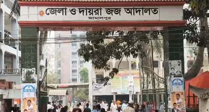 স্বামীকে গাছে বেধে স্ত্রীকে সংঘবদ্ধ ধর্ষণ, ৩ জনের মৃত্যুদণ্ড
