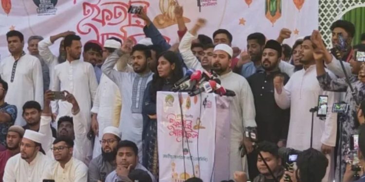 গণভোটের বৈধতাকে আদালতে নিয়ে প্রশ্নবিদ্ধ করা হচ্ছে: নাহিদ ইসলাম