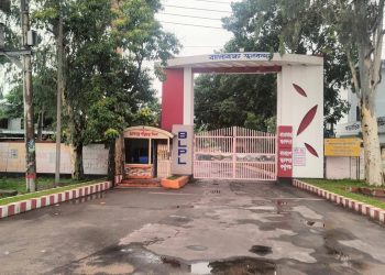 বাংলাবান্ধা স্থলবন্দরে টানা ১১ দিন আমদানি-রপ্তানি বন্ধ