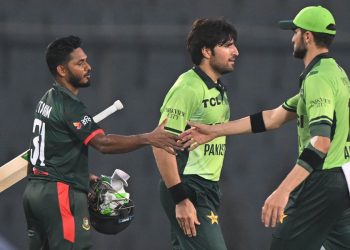 ইফতার শুরুর আগেই খেলা শেষ, বাংলাদেশের কাছে পাত্তাই পেল না পাকিস্তান