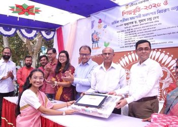 হবিগঞ্জে চারুকলা একাডেমির ‘শিল্পবৃত্তি–২০২৫’ প্রদান ও সনদপত্র বিতরণ