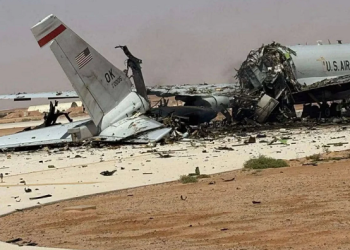 মার্কিন রাডার বিমান ধ্বংস: ইরানের হুমকি মোকাবিলায় বড় ধরনের বিপর্যয়ের আশঙ্কা