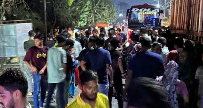 খুলনায় বাস-মোটরসাইকেল সংঘর্ষে স্বামী-স্ত্রী নিহত