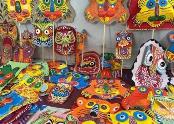 চট্টগ্রামে বর্ষবরণে ডিসি হিল ও সিআরবি’তে পৃথক অনুষ্ঠানমালা