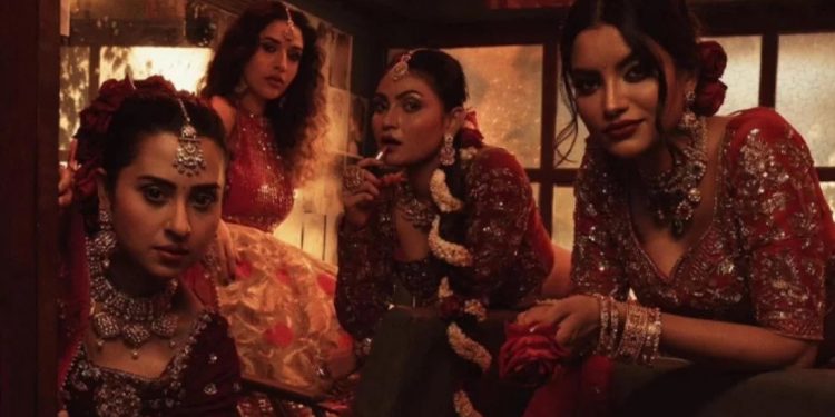 লন্ডনে যাচ্ছে ‘প্রেশার কুকার’