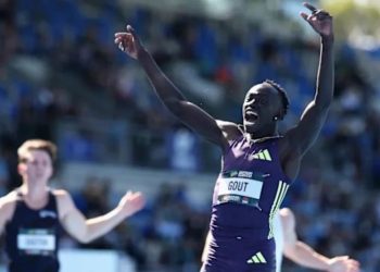 বোল্টের চেয়েও দ্রুততম, ২০০ মিটারে রেকর্ড গড়লেন ১৮ বছরের এক অস্ট্রেলিয়ান