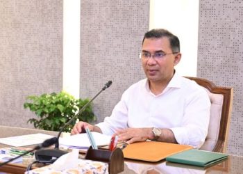প্রধানমন্ত্রীর সঙ্গে সাক্ষাৎ করেছেন বিদ্যুৎ ও জ্বালানি মন্ত্রী এবং প্রতিমন্ত্রী