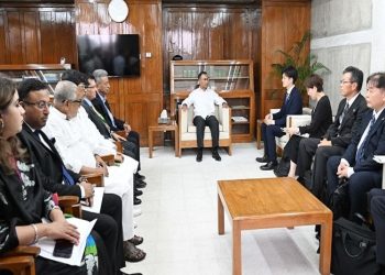 প্রধানমন্ত্রীর সঙ্গে জাপান সরকারের উচ্চপর্যায়ের প্রতিনিধি দলের সাক্ষাৎ