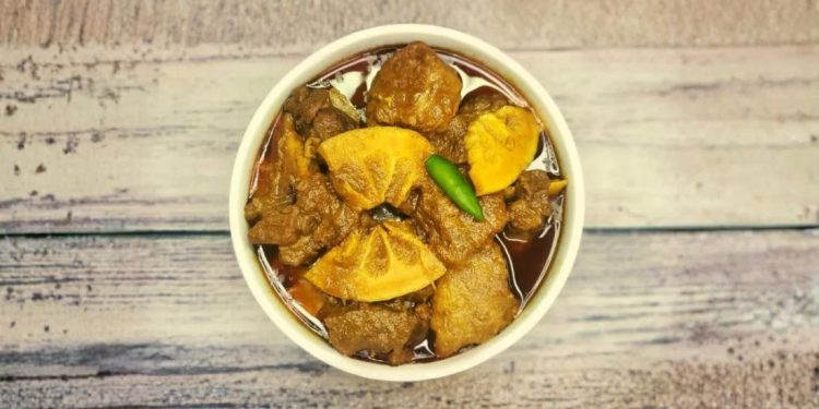 বৃষ্টির দিনে রান্না করুন সিলেটের সাতকড়া দিয়ে গরুর মাংস