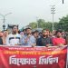 অভিযুক্ত গ্রেপ্তার দাবিতে জাবিতে জাকসুর বিক্ষোভ ও মহাসড়ক অবরোধ