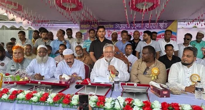 ‘খালেদা জিয়াকে যারা বাড়িছাড়া করেছিল, তারাই আজ দেশছাড়া’