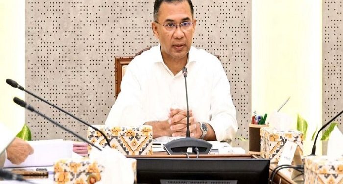 মশক নিধন শিখতে ফ্লোরিডা নয়, ডোবার পাশে দাঁড়ানোর পরামর্শ প্রধানমন্ত্রীর