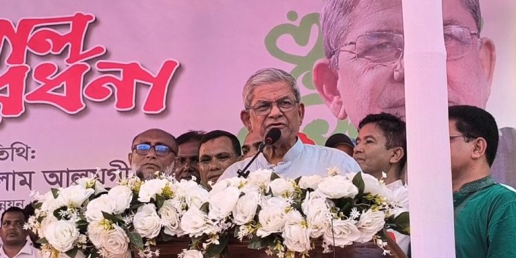 সব দলকে রাজনীতির সুযোগ দিতে হবে, জনগণই যোগ্য নেতৃত্ব বেছে নেবে : মির্জা ফখরুল