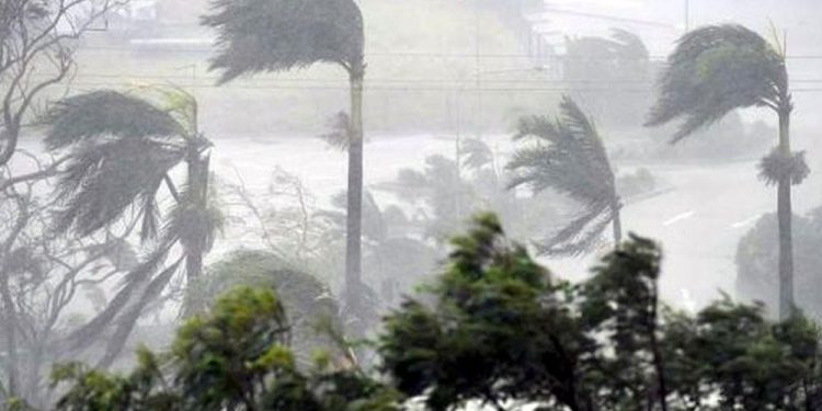 ৯ জেলায় ঝড়-বৃষ্টির আভাস, নদীবন্দরে সতর্কসংকেত