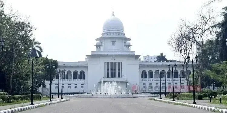 অধস্তন আদালত ও ট্রাইব্যুনালে আইনজীবীদের পোশাকবিধিতে নতুন নির্দেশনা