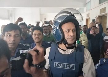 দুই মামলায় জামিন পেলেন ব্যারিস্টার সুমন