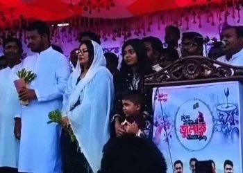 সারজিস-পাটওয়ারীর সামনে ‘জয় বাংলা’ স্লোগান দিলেন এনসিপি নেতা