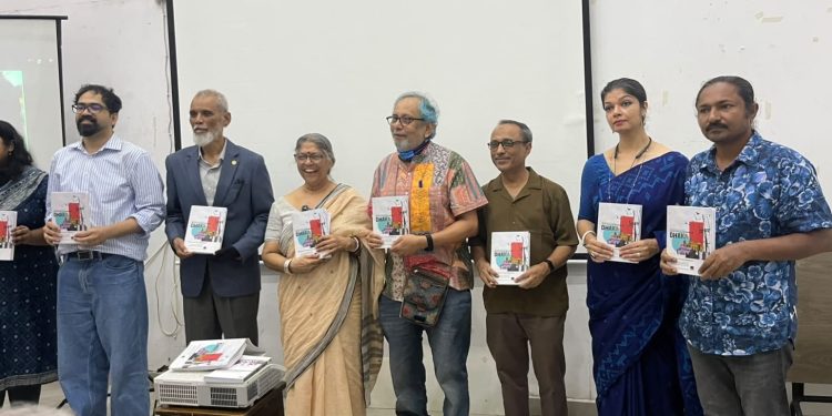 বুয়েটে প্রকাশিত হলো ঢাকাবিষয়ক বিশেষ গ্রন্থ বিটুইন কেয়স অ্যান্ড কোহেশন: অ্যান এক্সপ্লোসিভ রি-ইমার্জেন্স অব ঢাকা