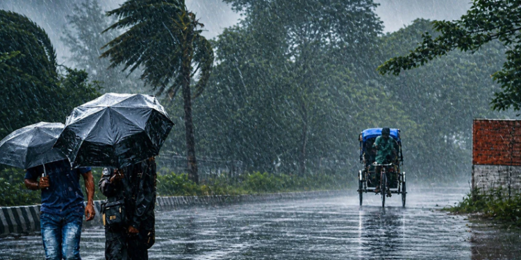 দেশজুড়ে ভারী থেকে অতি ভারী বৃষ্টির সতর্কতা, জলাবদ্ধতা ও পাহাড়ধসের শঙ্কা