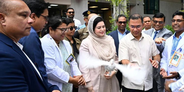 প্রান্তিক মানুষের কাছে চিকিৎসাসেবা পৌঁছে দিতে কাজ করছে সরকার : প্রধানমন্ত্রী
