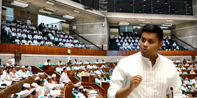 অর্থ মন্ত্রণালয়-সম্পর্কিত কমিটির বৈঠক অকার্যকর করার চেষ্টা হচ্ছে : হাসনাত