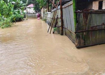 কয়েক ঘণ্টার বৃষ্টিতে খাগড়াছড়ির বিভিন্ন এলাকা নিমজ্জিত