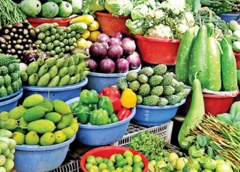 দুই কিলোমিটারে তিন বাজার, দামের ফারাক ৩০ টাকা
